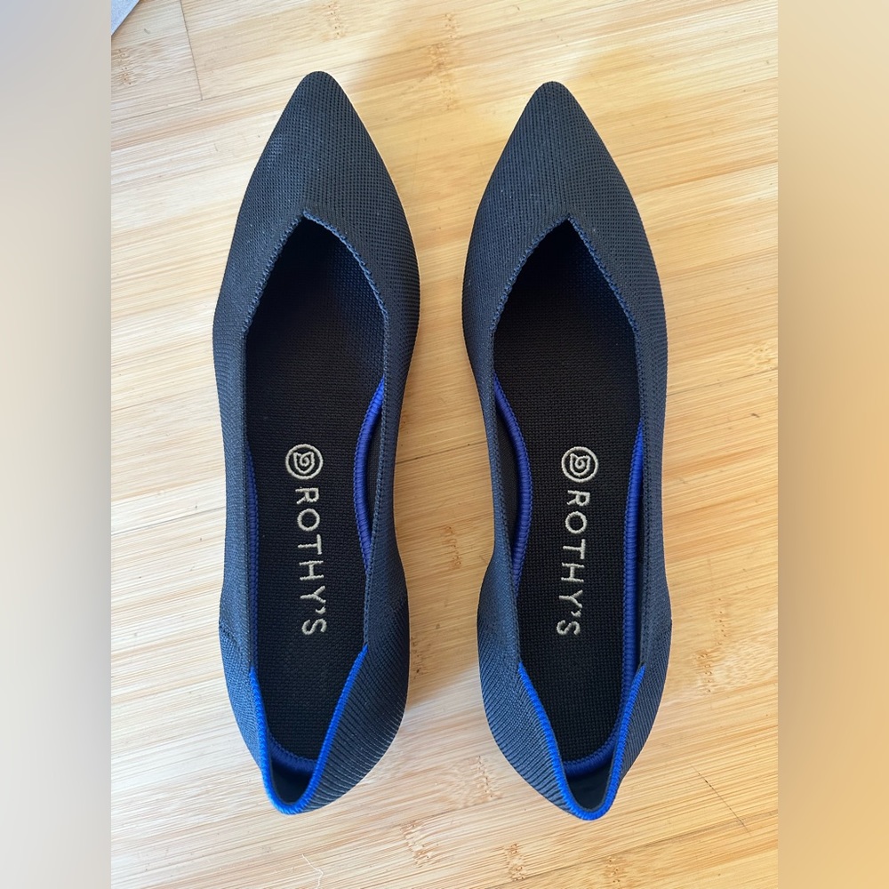 New with box Rothy’s The Point